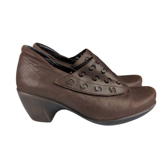 Naot Precious Clogs Brown Leather Ankle‎ Booties EU 39 Perforated Women's 8-8.5 - Picture 1 of 7